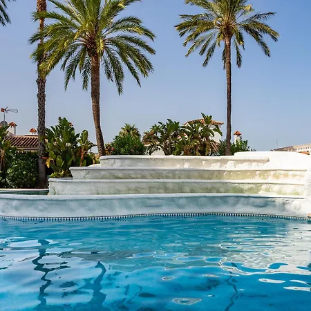 شقة Seaside Serenity In دينايا